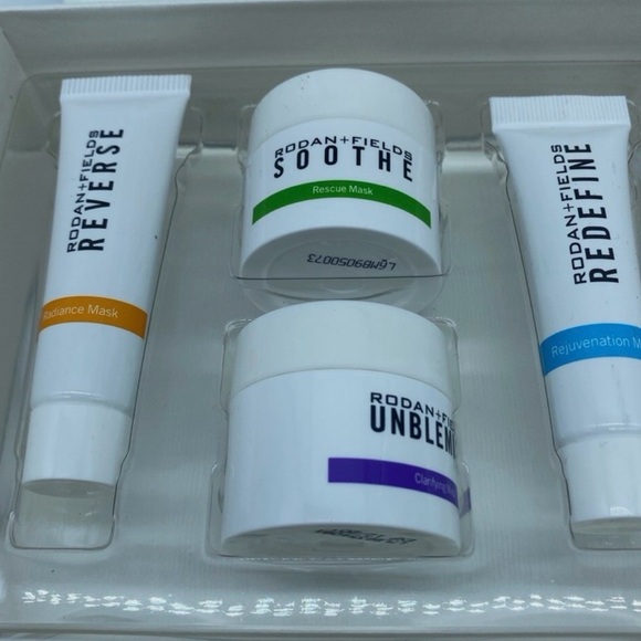 Rodan + Fields Mini Mask Set - Multicolor - Picture 3 of 3